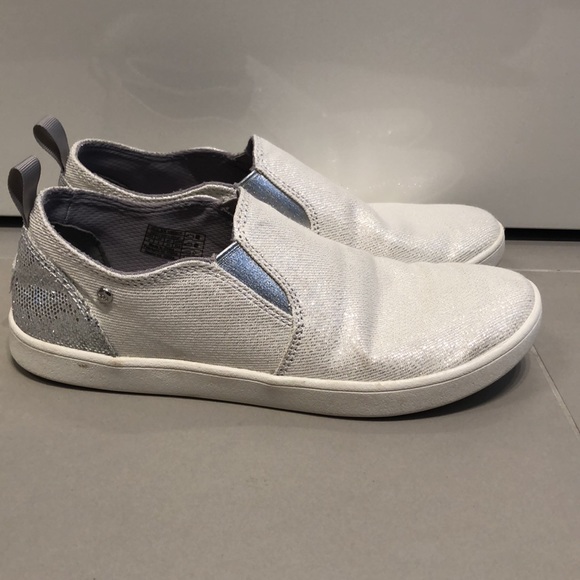 UGGs Girls sparkle shoes - Picture 3 of 5